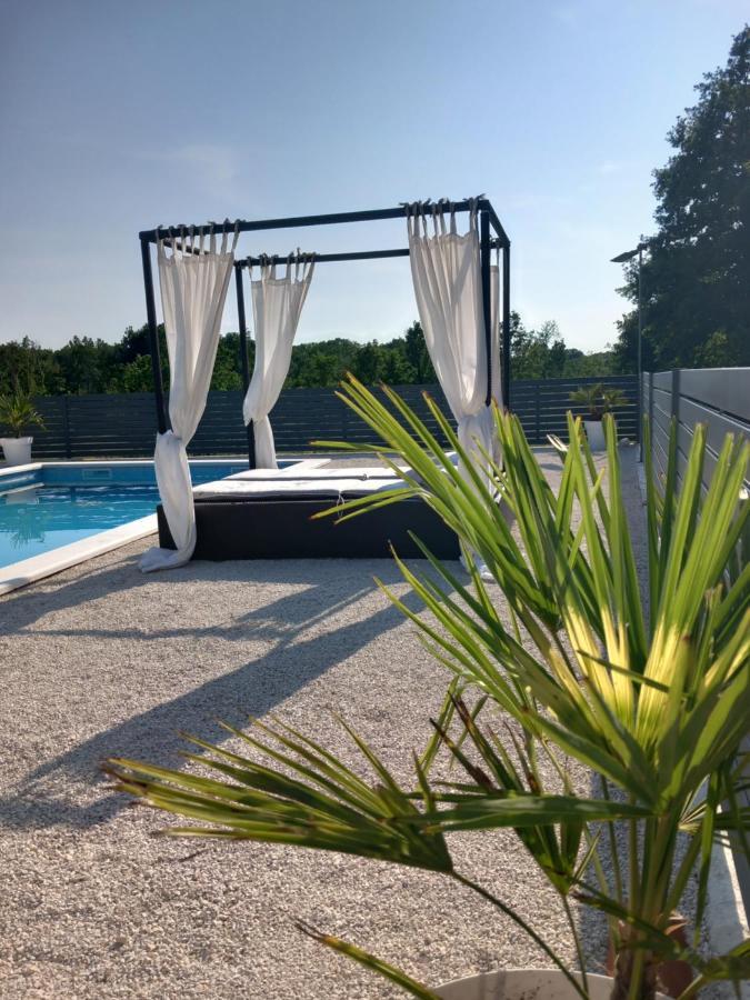 Villa Hedonia Porec Luaran gambar